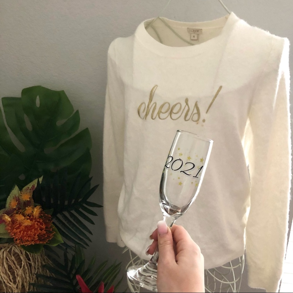 •🍍• J. Crew Cheers Creme Sweater Size M